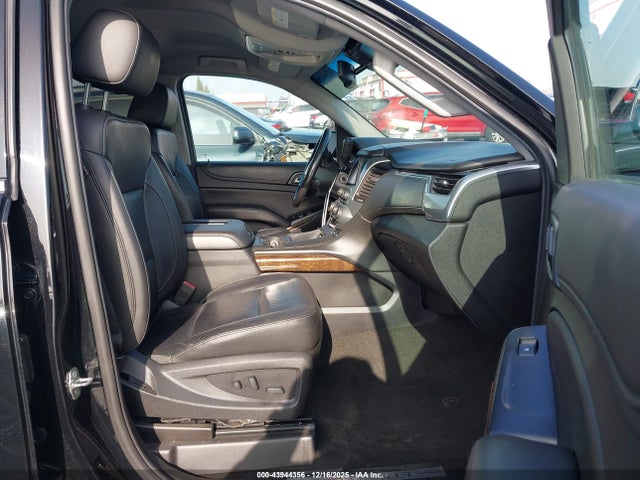 1GNSKHKC4JR349157 Chevrolet Suburban Lt