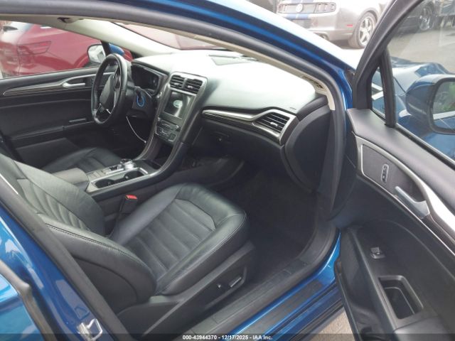 2017 FORD FUSION ENERGI 3FA6P0PU7HR110656 Photo 4