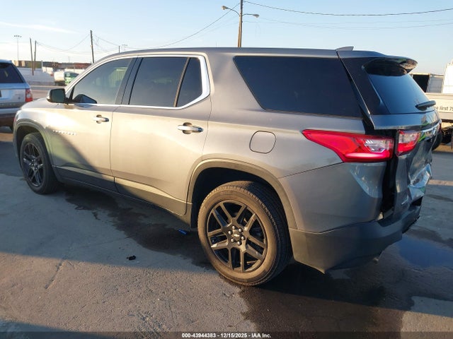 1GNERFKW7JJ220240 Chevrolet Traverse Ls