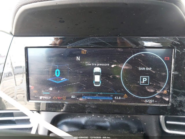 5NPLN4AGXNH083755 Hyundai ELANTRA SEL
