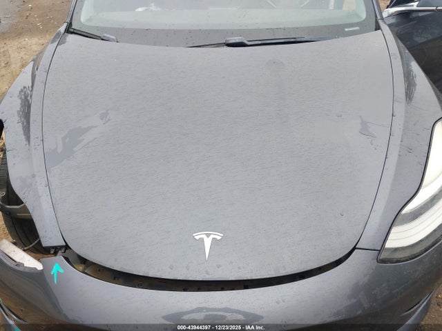 2018 TESLA MODEL 3 5YJ3E1EB7JF128737 Photo 9