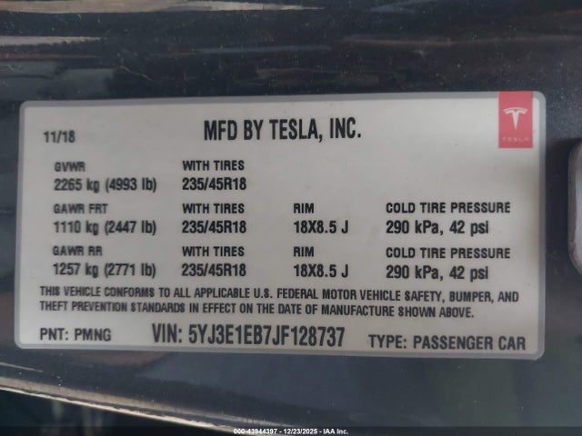 2018 TESLA MODEL 3 5YJ3E1EB7JF128737 Photo 8