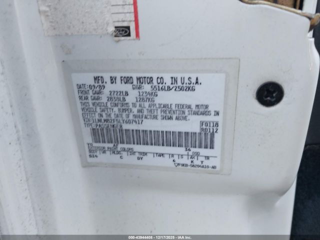 1990 LINCOLN TOWN CAR 1LNLM82F5LY607417 Photo 8