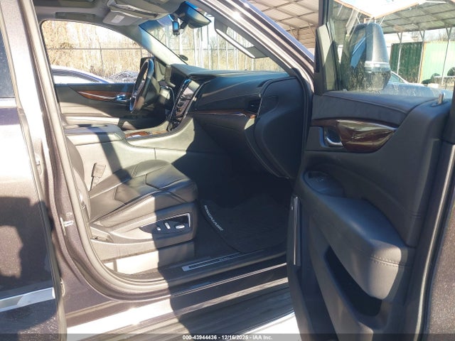 2017 CADILLAC ESCALADE 1GYS4BKJ2HR204816 Photo 4