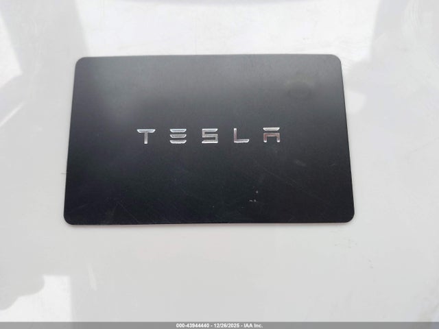 2026 TESLA MODEL Y 7SAYGDED5TF530653 Photo 10