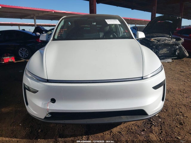 7SAYGDED5TF530653 Tesla Model Y Long Range Dual Motor All-wheel Drive