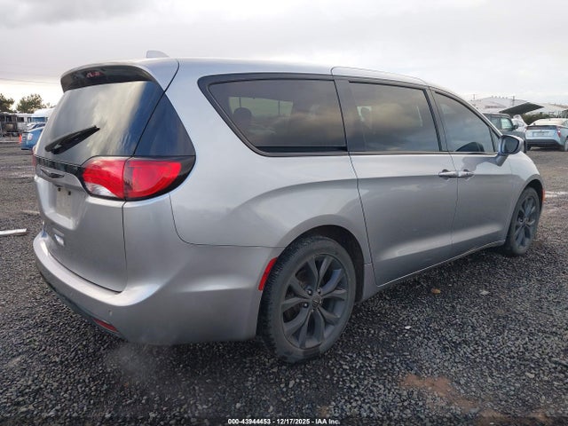 Chrysler Pacifica Touring 2020 2C4RC1FG8LR150392 Image 4