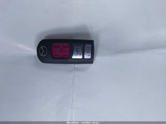 3MZBM1U70FM216198 Mazda Mazda3 I Sport
