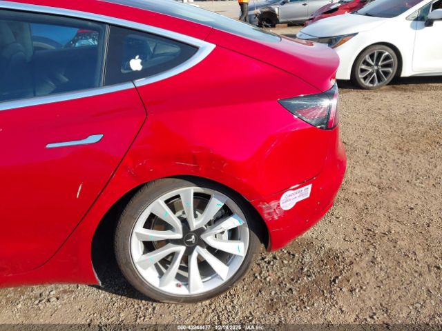 2018 TESLA MODEL 3 5YJ3E1EA1JF126182 Photo 5