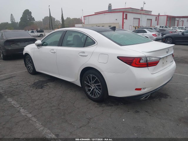 58ABK1GG5HU057671 Lexus ES 350