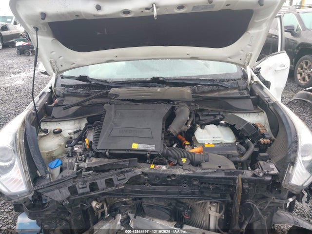 KNDCC3LC7H5072128 KIA NIRO EX