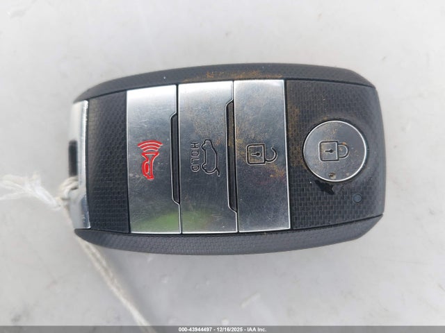 KNDCC3LC7H5072128 KIA NIRO EX