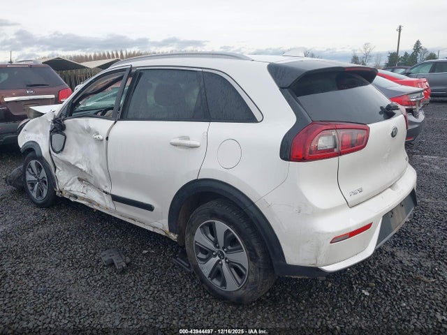 KNDCC3LC7H5072128 KIA NIRO EX