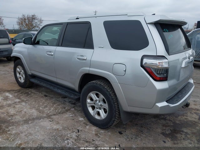 2015 TOYOTA 4RUNNER JTEBU5JR1F5239801 Photo 2