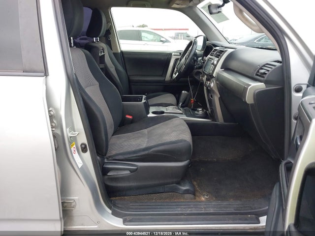 2015 TOYOTA 4RUNNER JTEBU5JR1F5239801 Photo 4