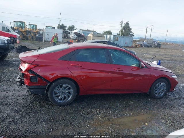 KMHLM4DJ9RU109912 Hyundai ELANTRA BL