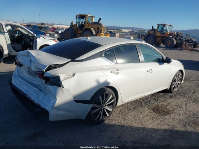 2021 NISSAN ALTIMA 1N4AL4CV4MN341460 Photo 3