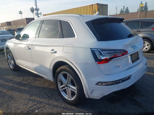 2024 AUDI Q5 WA1G2AFYXR2087817 Photo 2