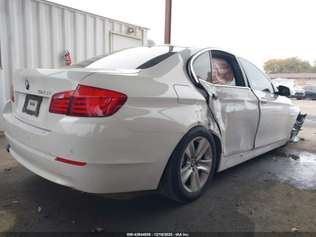 2013 BMW 528I WBAXG5C56DD233777 Photo 3