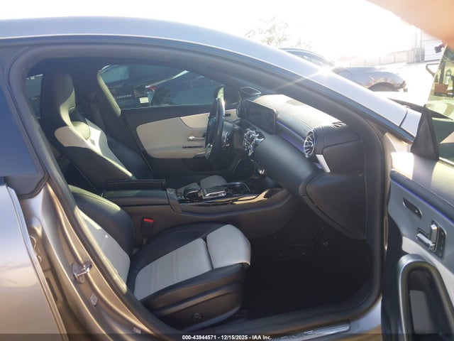 2020 Mercedes-benz Amg Cla 35 4matic მანქანა იყიდება აუქციონზე, vin: WDD5J5BB4LN060620, აუქციონის ნომერი: 43944571