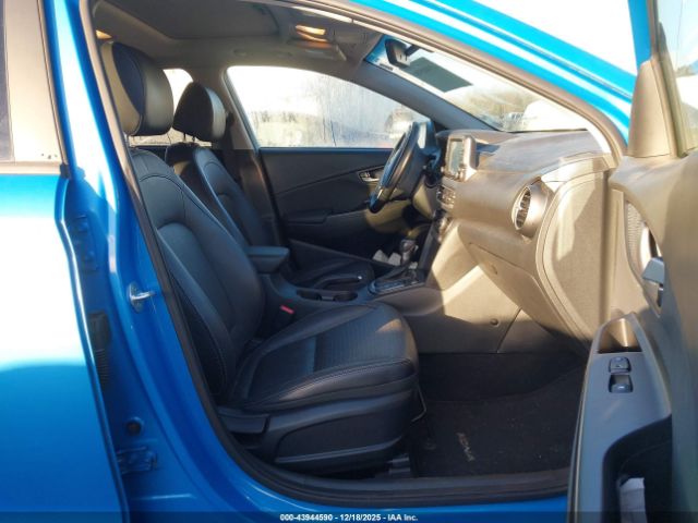 2018 HYUNDAI KONA KM8K3CA55JU147013 Photo 4
