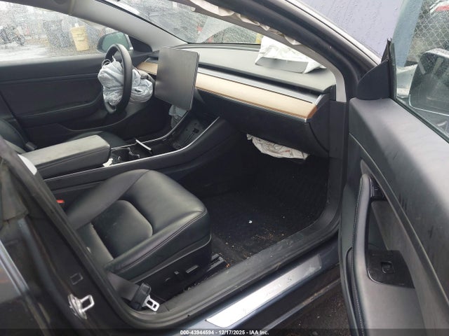 2020 TESLA MODEL 3 5YJ3E1EA2LF644160 Photo 4