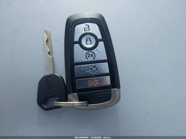 Ford EXPLORER XLT 2018 1FM5K7DH4JGB10093 Image 11
