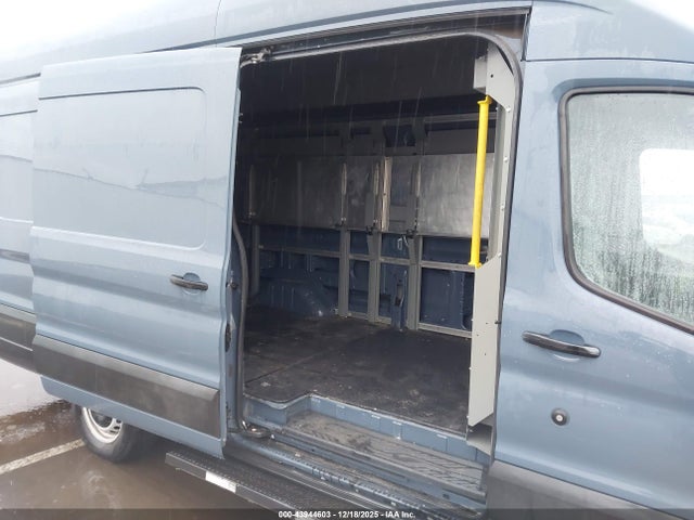 1FTYR3XM6KKB78909 Ford Transit-250