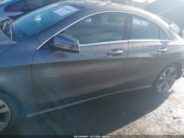 WDDSJ4GB4JN659472 Mercedes-Benz CLA 250 4MATIC