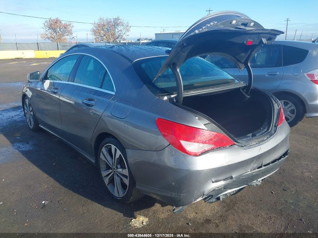 WDDSJ4GB4JN659472 Mercedes-Benz CLA 250 4MATIC