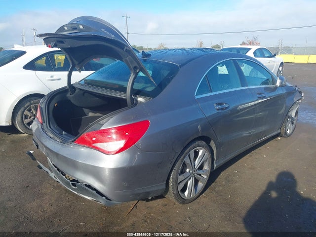 WDDSJ4GB4JN659472 Mercedes-Benz CLA 250 4MATIC