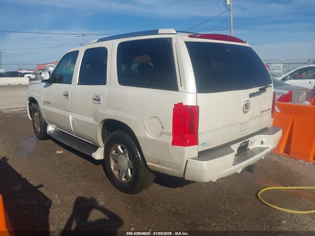 2004 CADILLAC ESCALADE 1GYEK63N24R270062 Photo 2