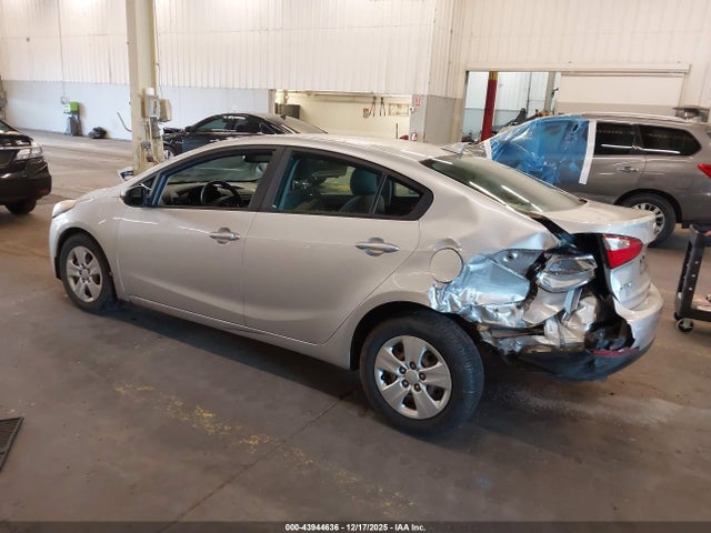 KIA FORTE LX 2015 KNAFX4A63F5313472 Image 3