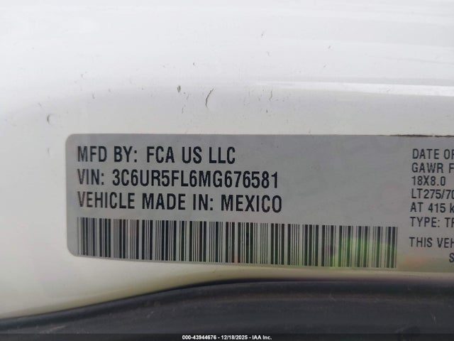 Продажа на аукционе авто 2021 Ram 2500 Laramie  4x4 6'4 Box, vin: 3C6UR5FL6MG676581, номер лота: 43944676