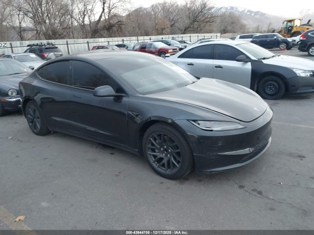 Tesla Model 3 Long Range Rear-wheel Drive/standard Rear-wheel Drive 2025 5YJ3E1EA8SF872243 main image
