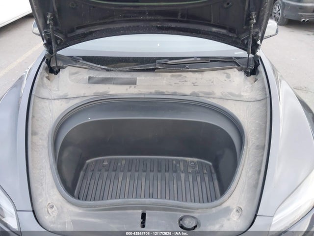 43944708 :رقم المزاد ، 5YJ3E1EA8SF872243 vin ، 2025 Tesla Model 3 Long Range Rear-wheel Drive/standard Rear-wheel Drive مزاد بيع