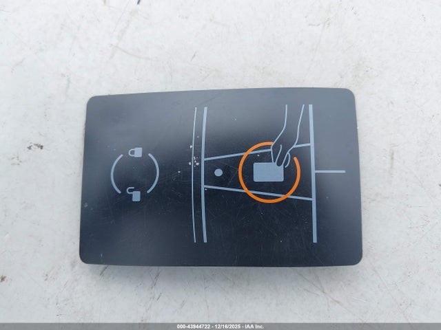 2022 TESLA MODEL S 5YJSA1E65NF461065 Photo 10