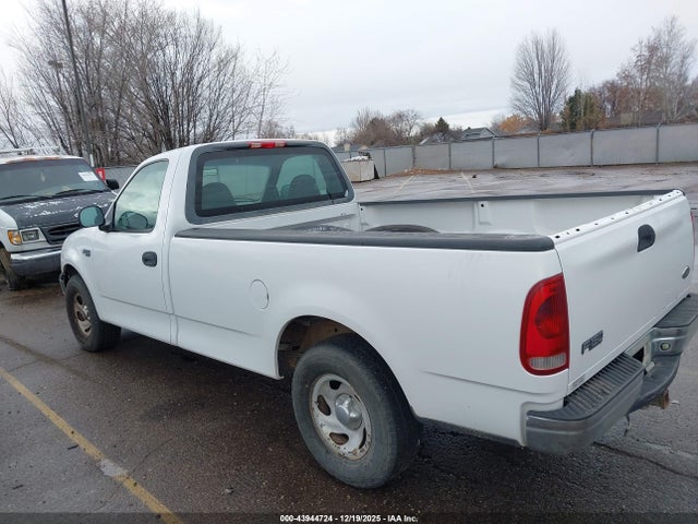 2002 FORD F-150 1FTRF172X2NA28218 Photo 2