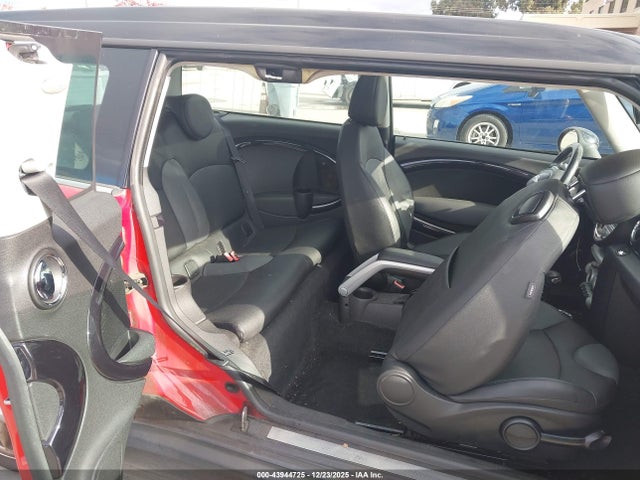 2010 MINI COOPER S CLUBMAN WMWMM3C56ATZ32716 Photo 7