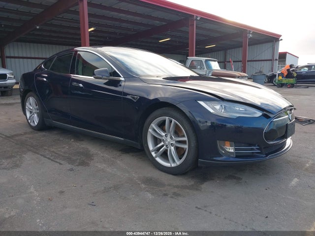 2013 TESLA MODEL S 5YJSA1AG4DFP09769 Photo 0
