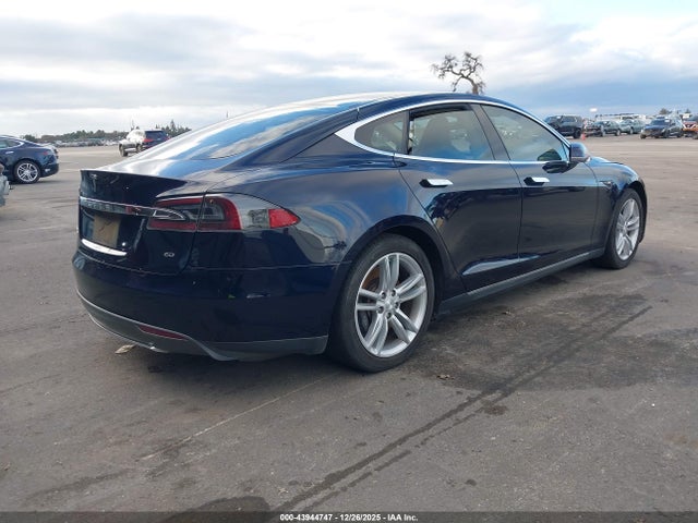 2013 TESLA MODEL S 5YJSA1AG4DFP09769 Photo 3