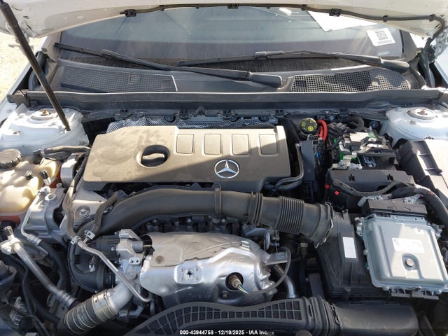 2021 MERCEDES-BENZ A 220 W1K3G4EB7MJ267006 Photo 9
