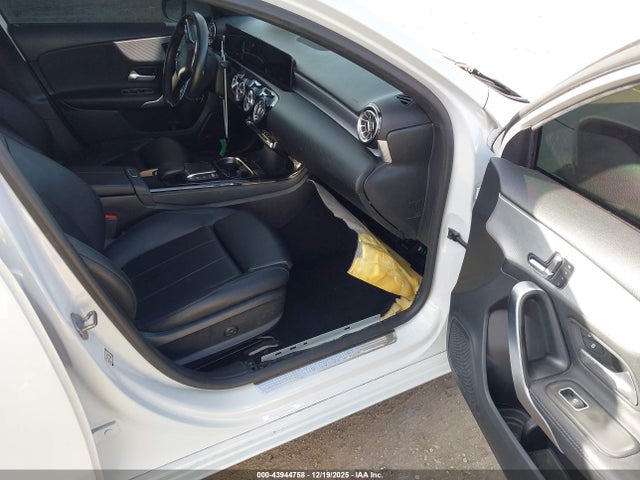 2021 MERCEDES-BENZ A 220 W1K3G4EB7MJ267006 Photo 4