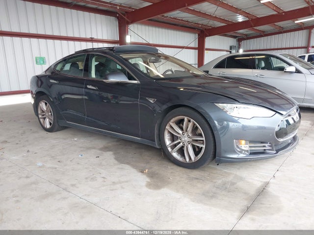 2016 TESLA MODEL S 5YJSA1E25GF121950 Photo 0