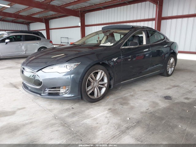 2016 TESLA MODEL S 5YJSA1E25GF121950 Photo 1