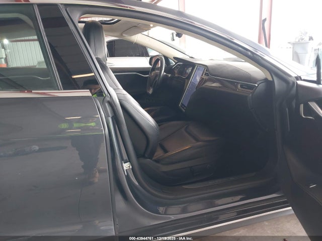 2016 TESLA MODEL S 5YJSA1E25GF121950 Photo 4
