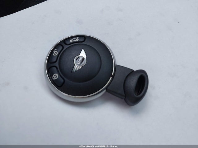 2016 MINI COUNTRYMAN WMWZC3C53GWT08775 Photo 10