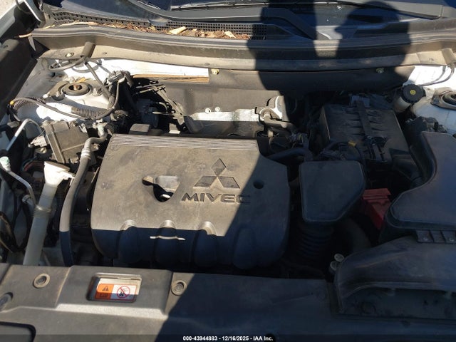 Mitsubishi Outlander Sel 2016 JA4AD3A3XGZ013521 Image 10