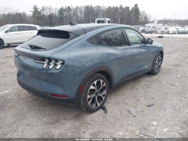 2024 FORD MUSTANG MACH-E 3FMTK1SU4RMA02000 Photo 3