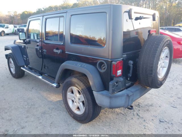 2017 JEEP WRANGLER UNLIMITED 1C4BJWDG8HL627216 Photo 2